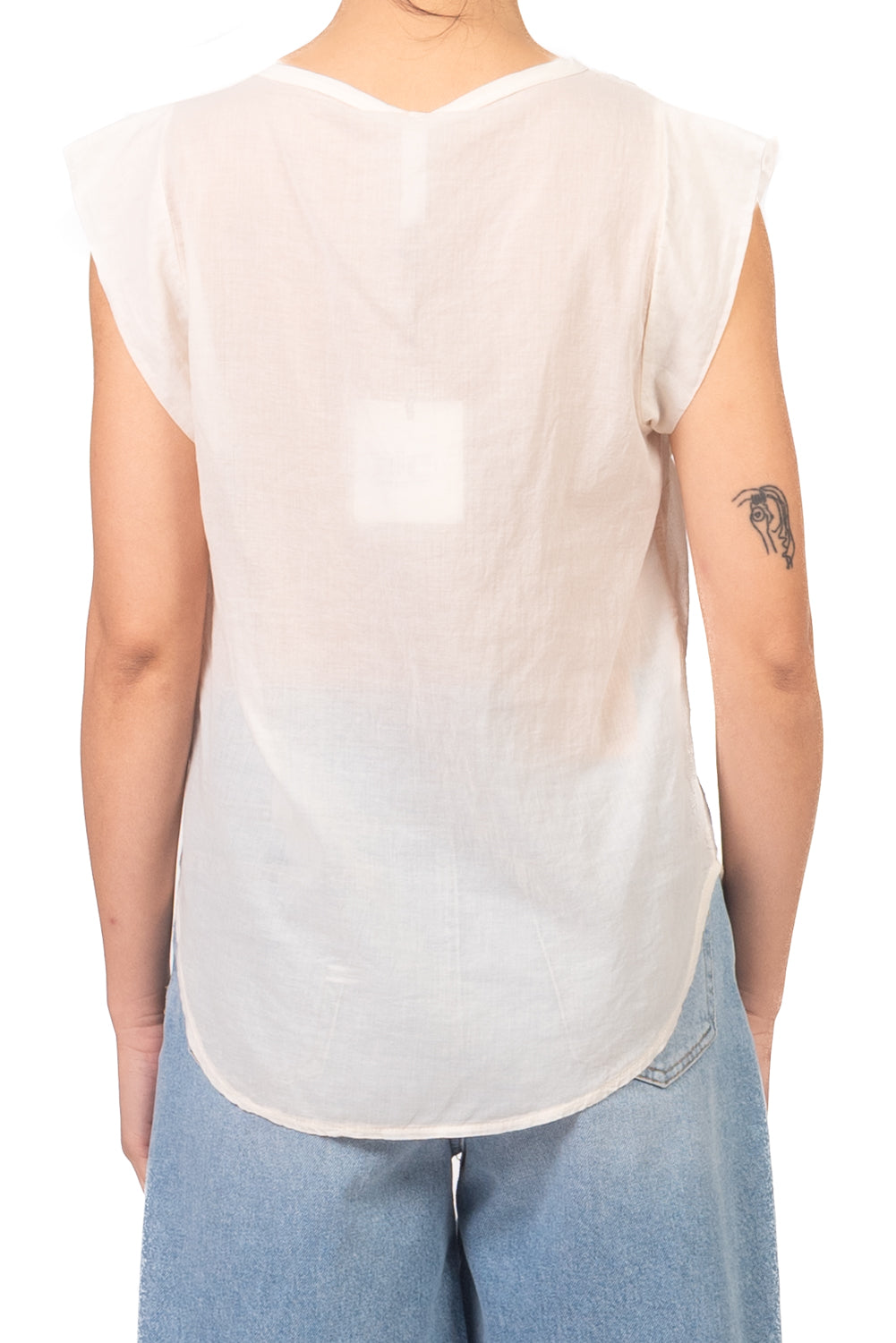 Elena | Camisa sin mangas de muselina